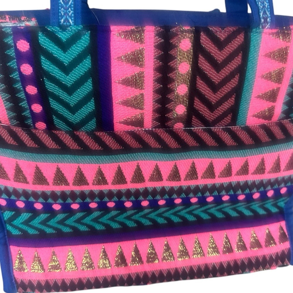 NWT America & Beyond Embellished Shopper with Crossbody Strap - Picture 6 of 6